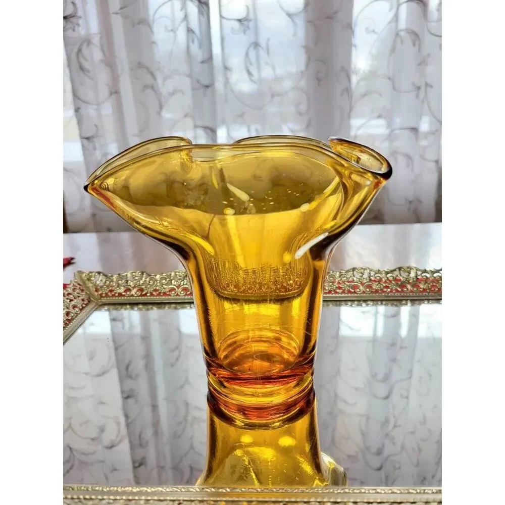 Vintage Amber Glass Handkerchief Vase MCM Ruffled Blown Art Glass Fazzoletto 8" - Picture 2 of 5
